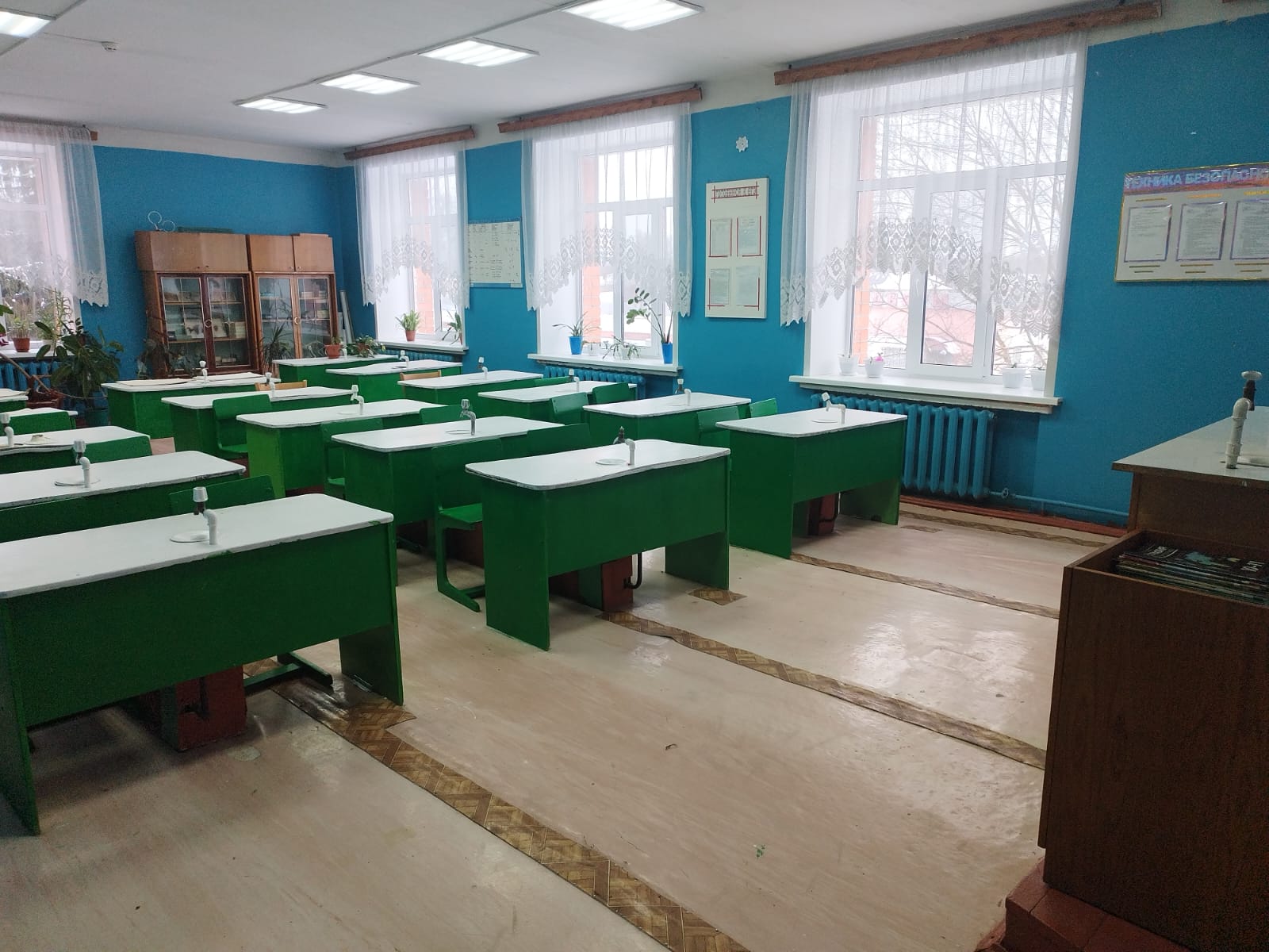 Изображения кабинета.